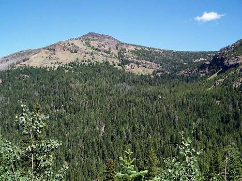 Slide Mountain as seen from Slide Basin trail