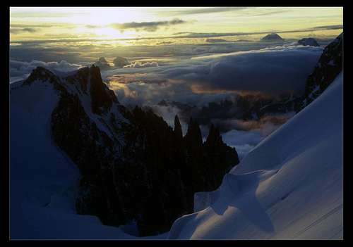 Sunrise above Mt.Blanc du Tacul...