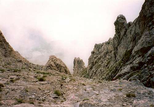 At the upper part of Mitikas coulouir