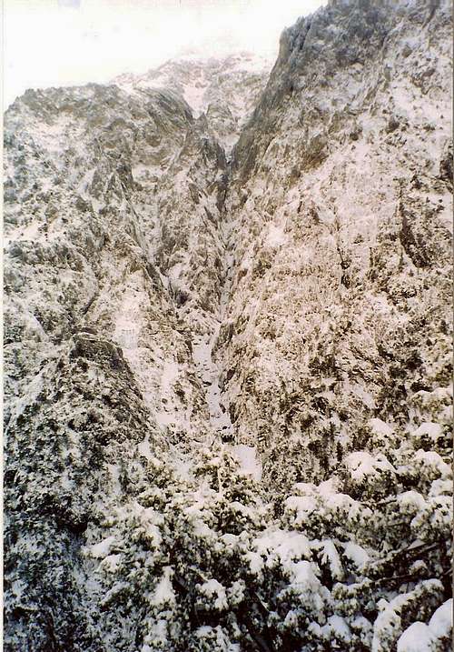 Mt Gigilos in heavy snow seen from Xiloskalo
