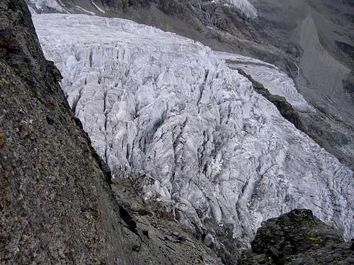 View on the Tribolazione glacier