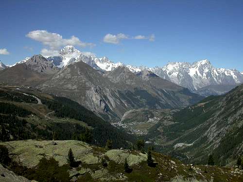 Il Monte Bianco e Les Grandes Jorasses