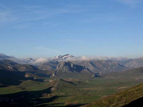 Braña Caballo view from Valle de Arbás