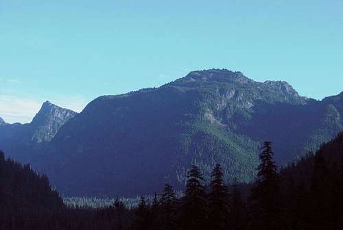 Stillaguamish Peak and Mount Dickerman