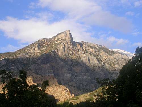 Kyhv Peak (formerly Squaw Mountain/Squaw Peak)
