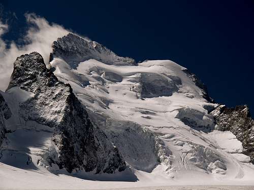 Barre des Ecrins and the Dome de Neige