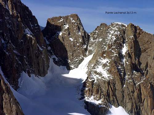 La pointe Lachenal (3613 m) versante E