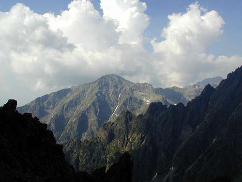 Slavkovsky stit (2452 m) from Lomnicky hreben