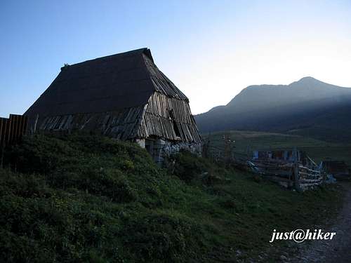 Traditional shepherd house