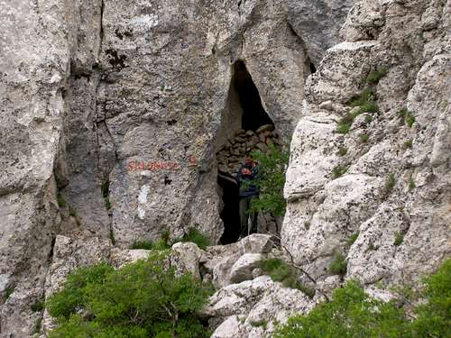 Cave shelter