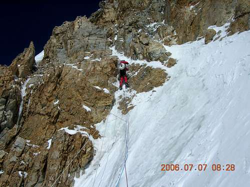 K2 Abruzi climbing route