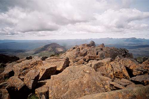 Cradle Mountain summit view S
