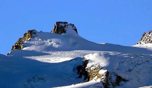 Ghiacciaio della Tribolazione and Punta di Ceresole (3777 m) ), north side