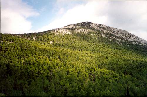 Kira peak photographed from 300m lower