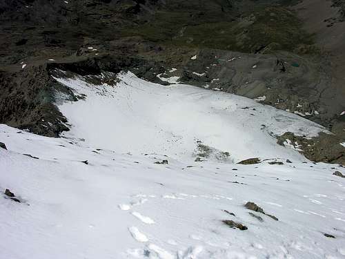 Tessonet glacier and Colle dell'Invergneux seen climbing Punta Tersiva 3515m 05 agosto 2005