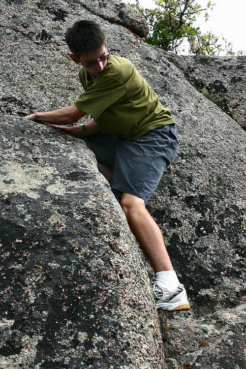 Bouldering at Marmot Rocks