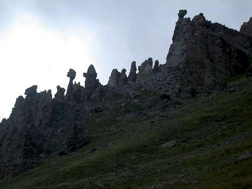 Strange rock formations below...