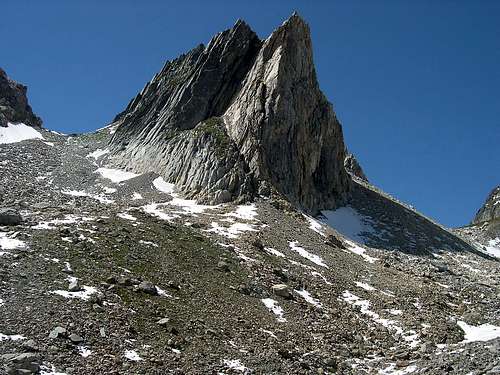 NW summit <i>2726m</i> of the Pyramids Calcaires