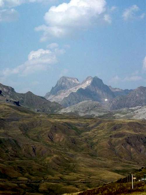  Balaitous (3144m) from the...