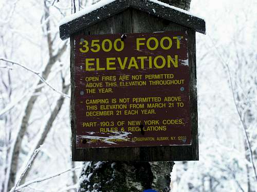 3500' Elevation Sign