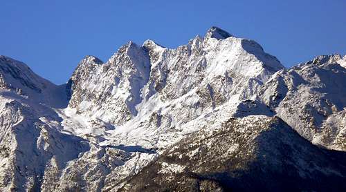 Il monte Paramont (3301 m)