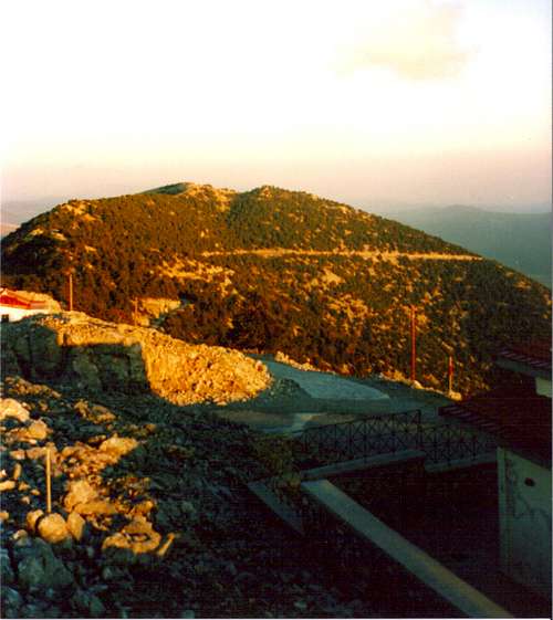 Part of the ridgeline and peak Treis Korifes from the highest peak
