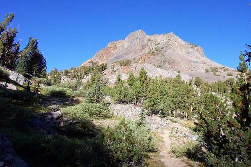 The NE slope of Epidote Peak