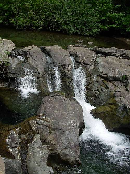 Waterfall near Rachel Lake trailhead, Washington
