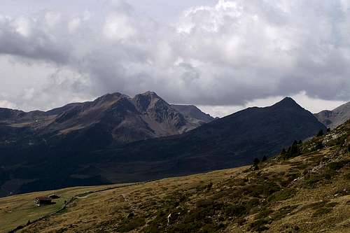 Ritzlarspitze (2520m) und Kassianspitze (2581m), Lorenzspitze (2481m)