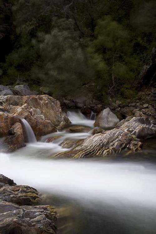 Kaweah river in Sequoia Park