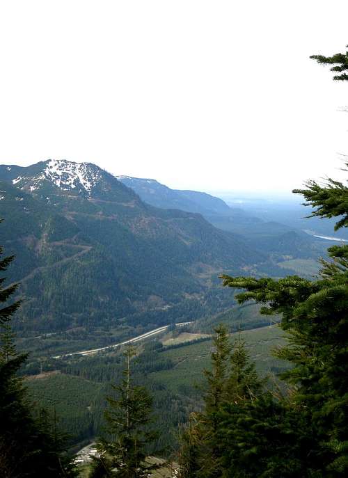 Mount Washington seen from Mailbox Peak