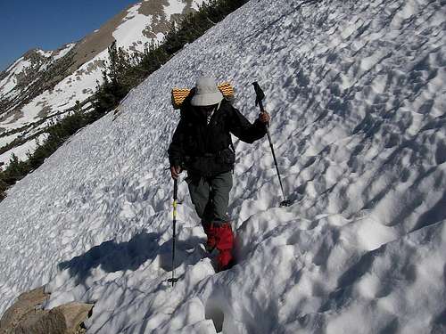 M&M Approaching Kearsarge Pass