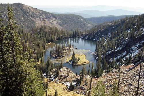 Unnamed Lake on Bear Pete