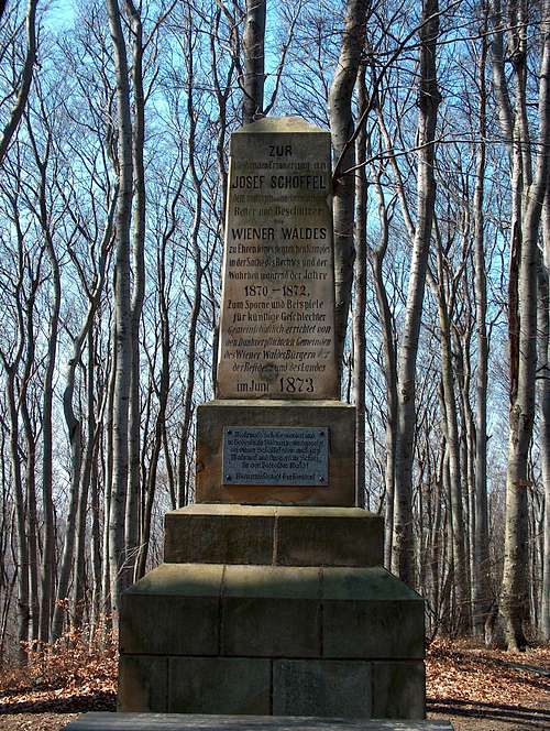Monument to Savior of Vienna Woods