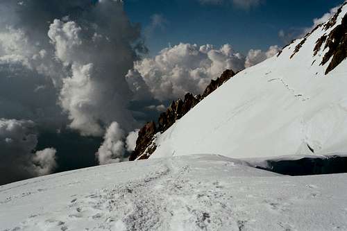Summit ridge of Mont Maudit