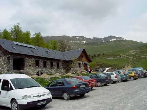 Mountain hut of Linza. 1 may...