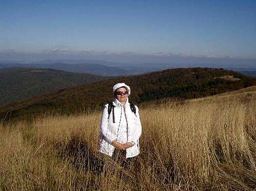 On Wetlinska Meadow ridge trail