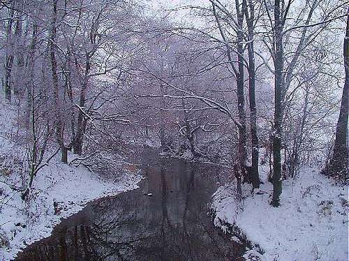 The River Lubatowka in wintertime