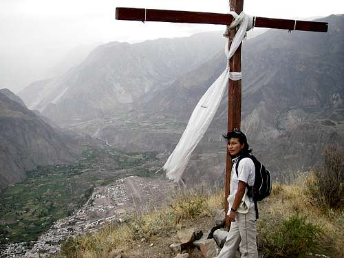 Maribel and the Cross, Cerro Huiñao