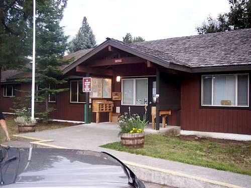 Trout Lake Ranger Station