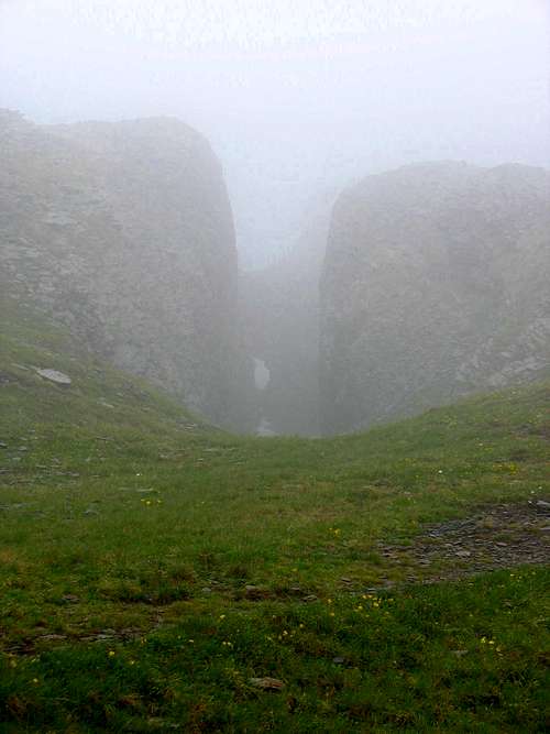 Little canyon in the mist
