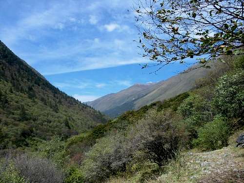 The Yala Valley looking south...