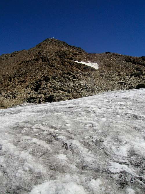 View from the glacier to the summit of Petzeck, 3283m