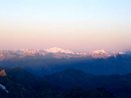 Gran Paradiso and Grivola in the first light