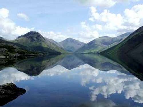 Mirrored in Wastwater