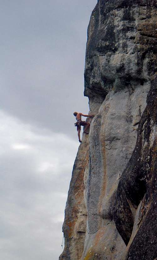 Surgy cliff - La Paulo (6a)