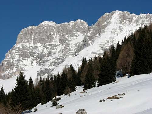 The view to Montaz, 2754m.