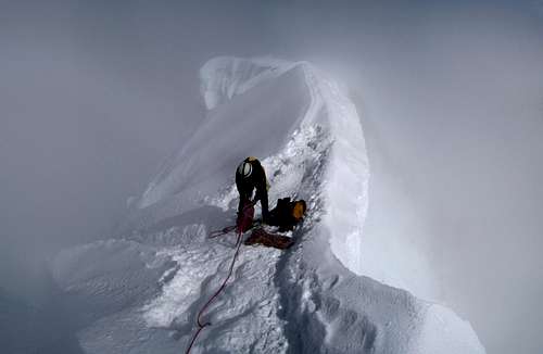 Summit ridge of Alpamayo
