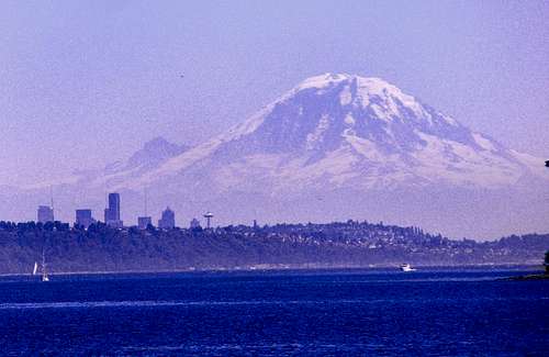 Seattle and The Mountain