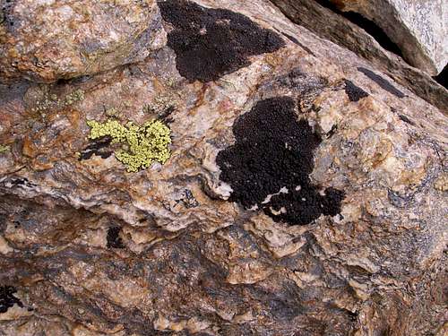 Gneiss rocks and ...